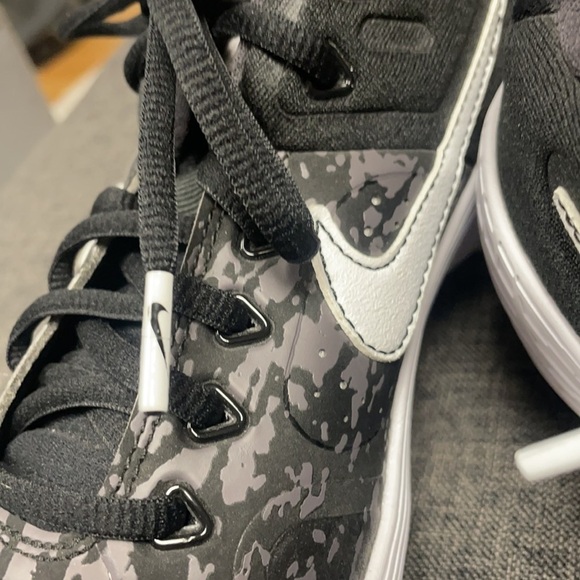 NIKE ALPHA HUARACHE ELITE 2 LOW  METAL CLEATS 6.5 - Picture 9 of 9